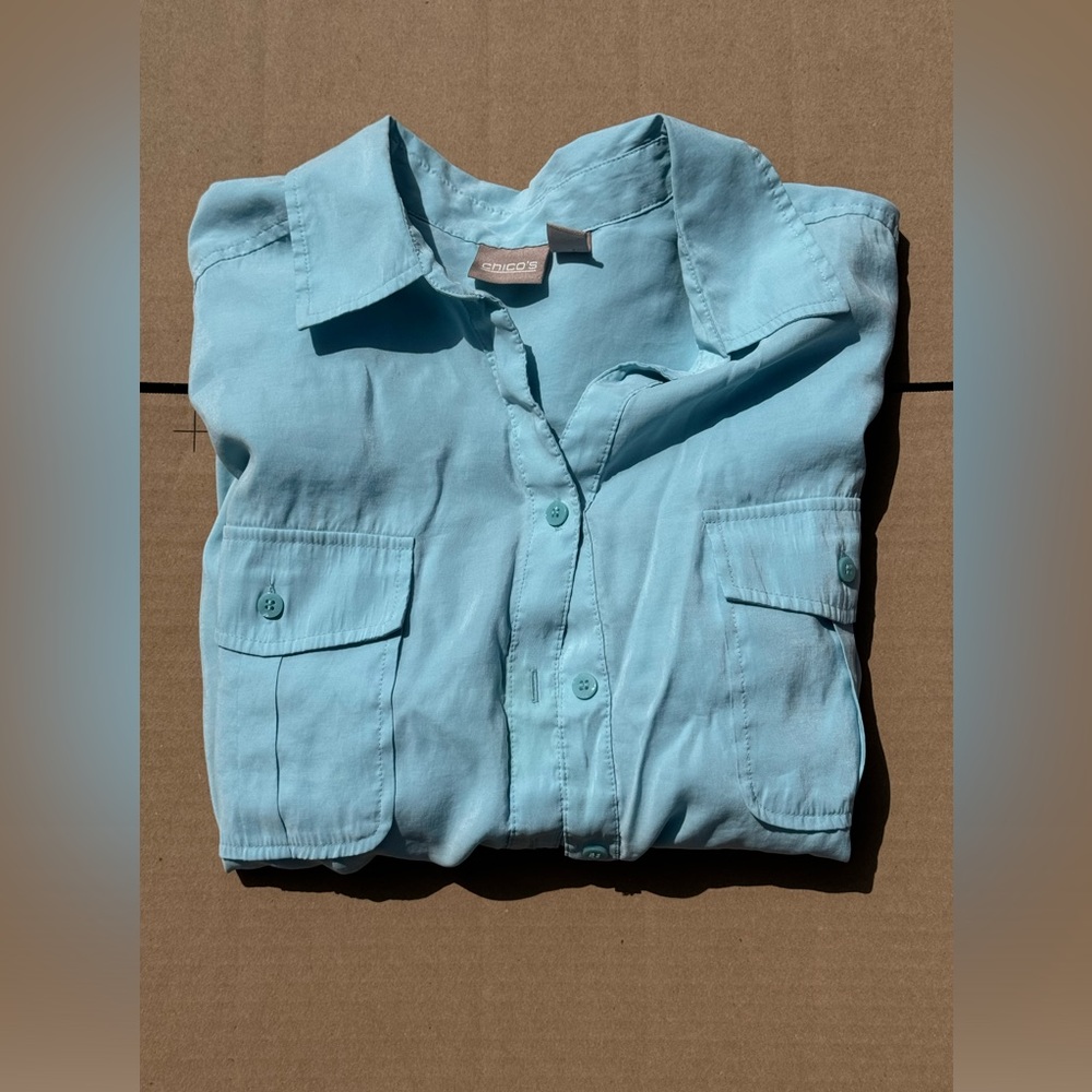 Chico’s women’s long sleeve blue dress shirt
